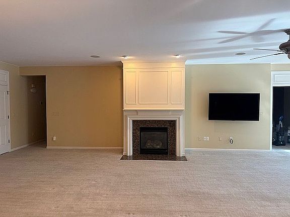 4th image of 27065 Walloon Way