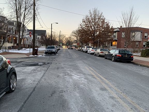 5th image of 1813 Delaware Ave