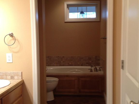 4th image of 680 Norris Ln #680