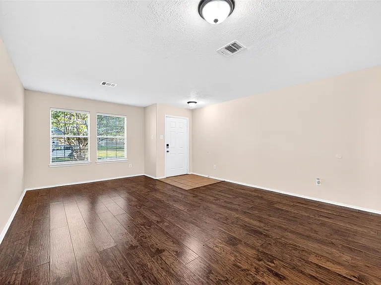 19014 Prairie Bluff Dr — Photo 8