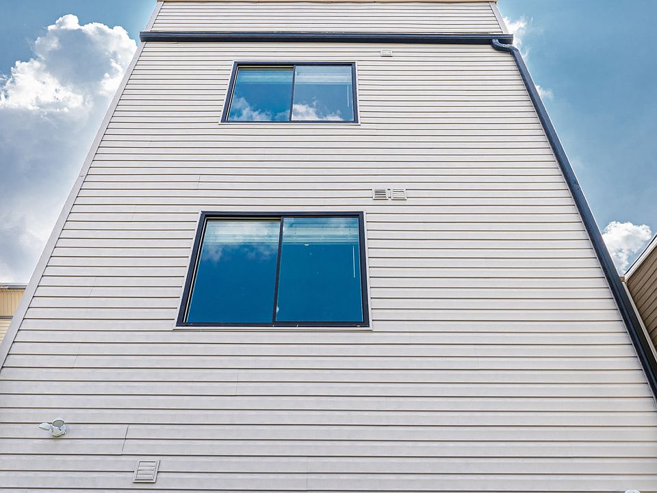 1st image of 3623 Fairmount Ave #1