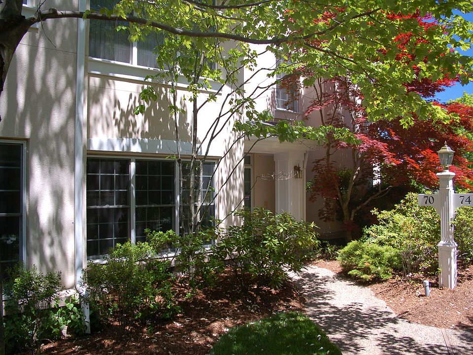 1st image of 70 Doral Greens Dr W