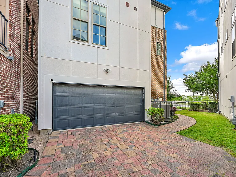 9644 Knight Rd — Photo 26