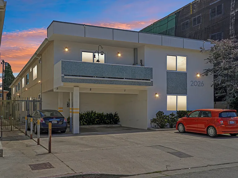 2026 S Shenandoah St — Photo 15