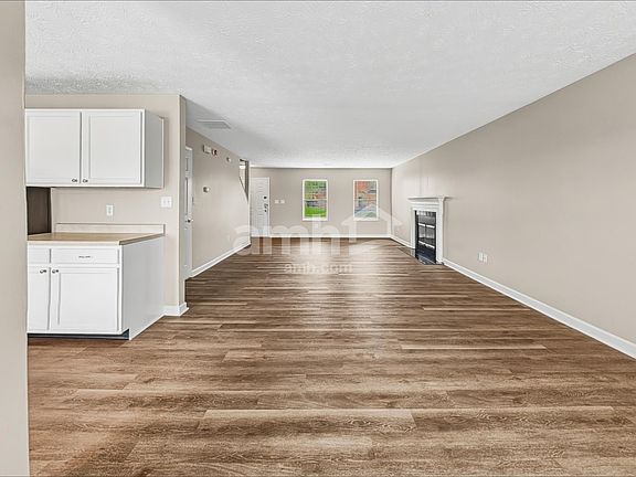 5th image of 771 Seabreeze Dr