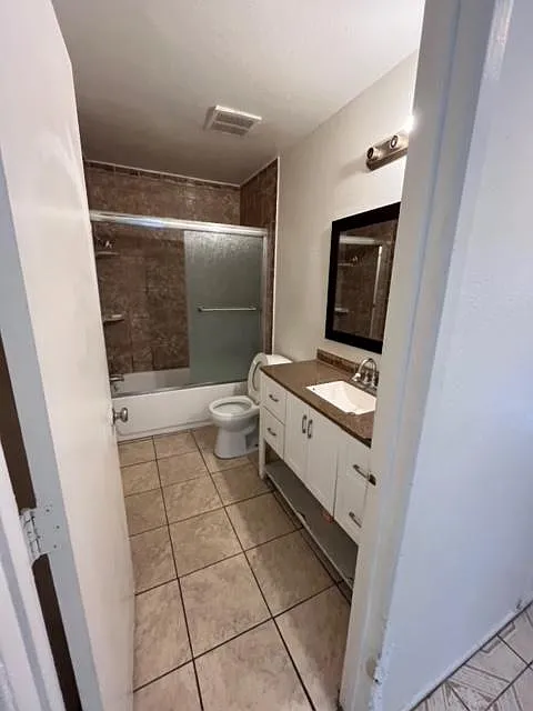 2 bed, 856 sqft, $2,695 — Photo 4