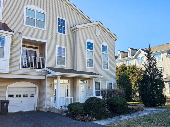 51 Farrah Dr #1611, Manahawkin, NJ 08050