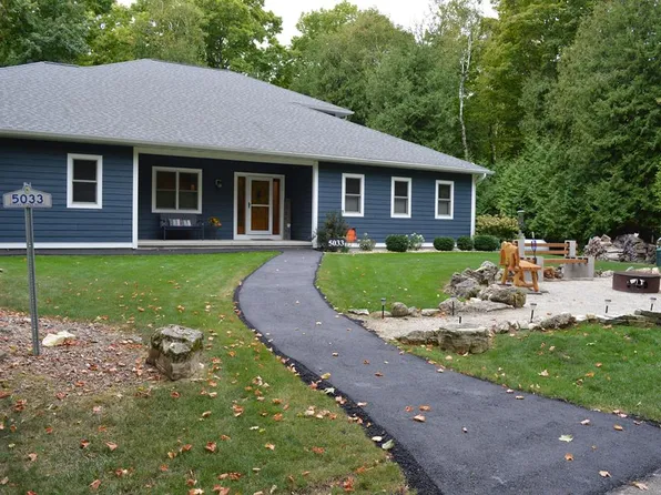 5033 Shady Ln, Egg Harbor, WI 54209