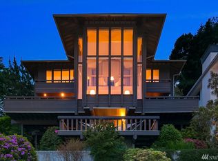 702 Fullerton Ave, Seattle, WA 98122