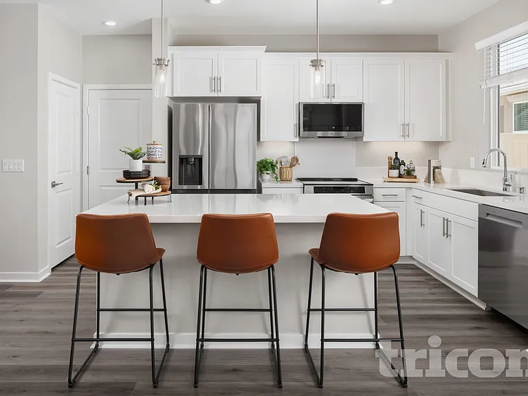 1728 Taylor Ave — Photo 3