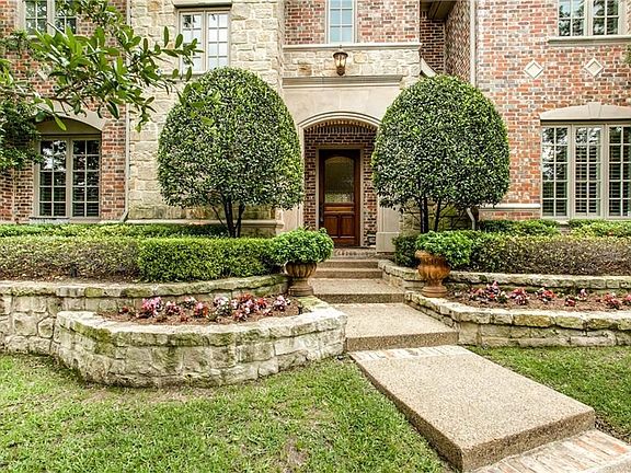 2nd image of 6714 Sunnyland Ln
