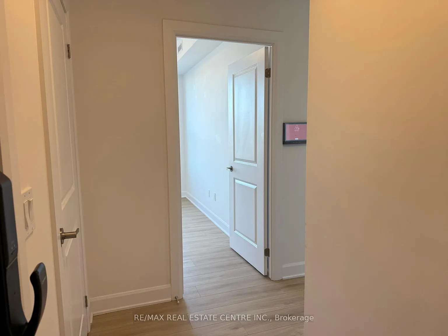 2 bed, $2,800 — Photo 2