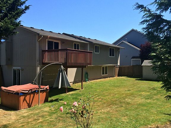 2nd image of 2918 Larkspur Dr