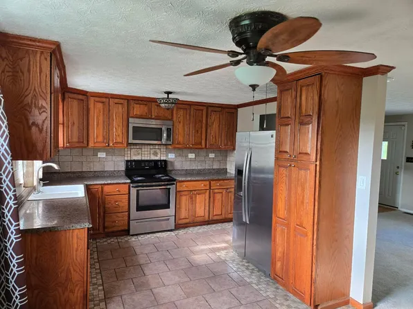 1275 Hathersage Pl, Galloway, OH 43119