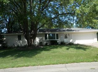 2024 Grandview Dr, Eau Claire, WI 54703