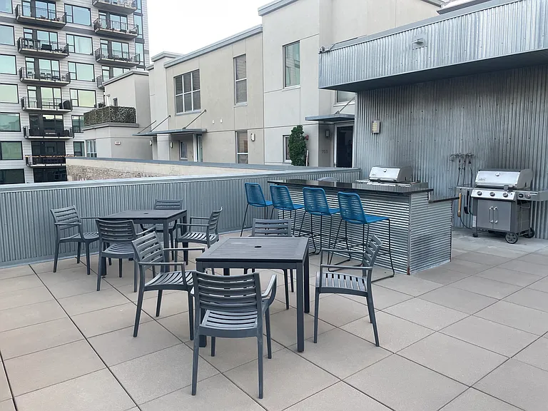 521 S 7th St #220 — Photo 17