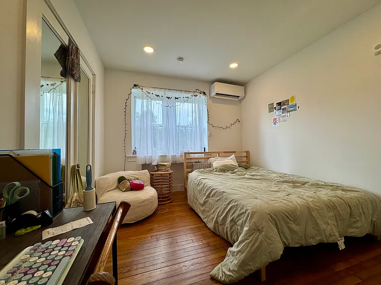 6655 Blakemore St #D — Photo 2