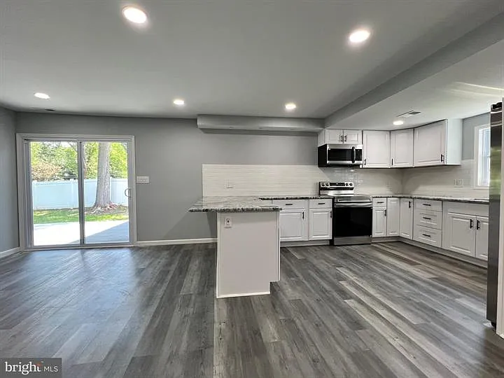 208 Thornridge Dr — Photo 7