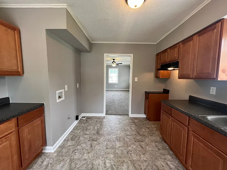 4769 Berta Rd — Photo 10