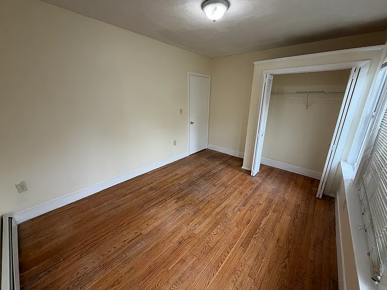 567 Main St #1 — Photo 6