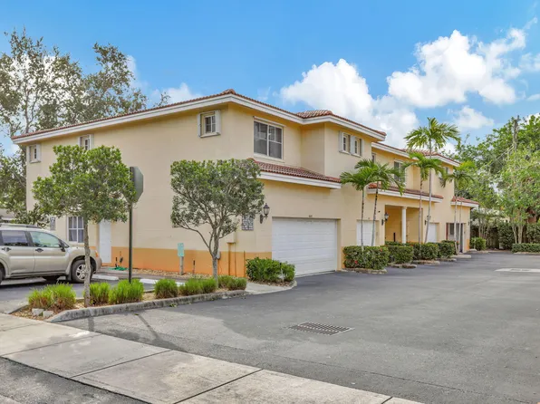 664 SW 6th Court, Pompano Beach, FL 33060