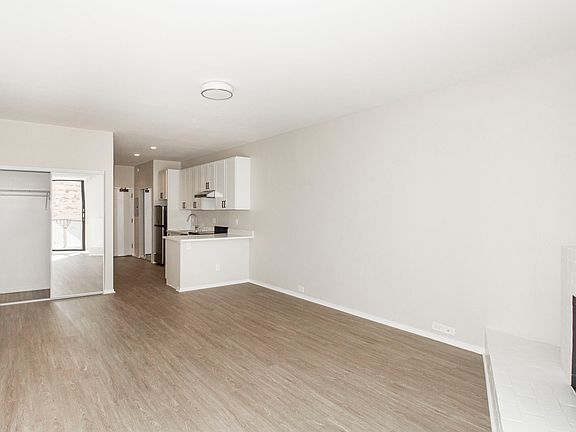 2nd image of 24 Vandewater St #207