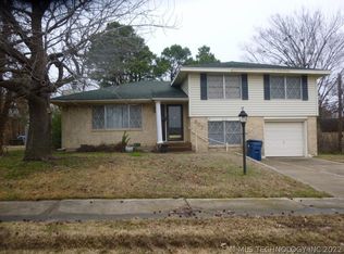 607 E Oklahoma Ave, McAlester, OK 74501