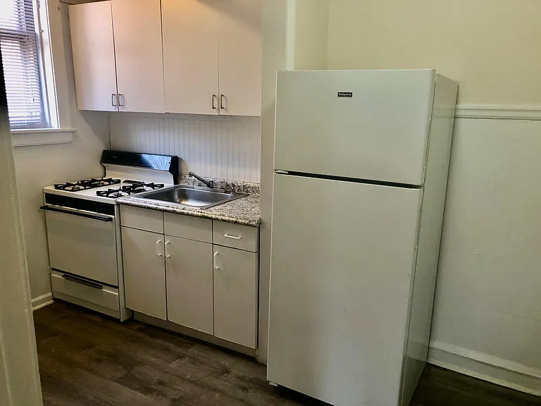 3856 Jerome St #G1 — Photo 2