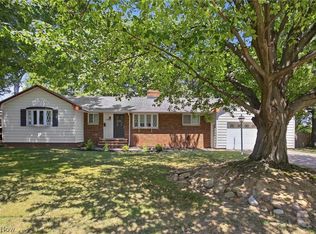 418 North St, Brooklyn Heights, OH 44131