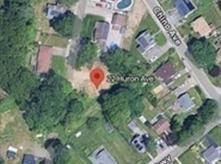 22 Huron Ave, Worcester, MA 01605