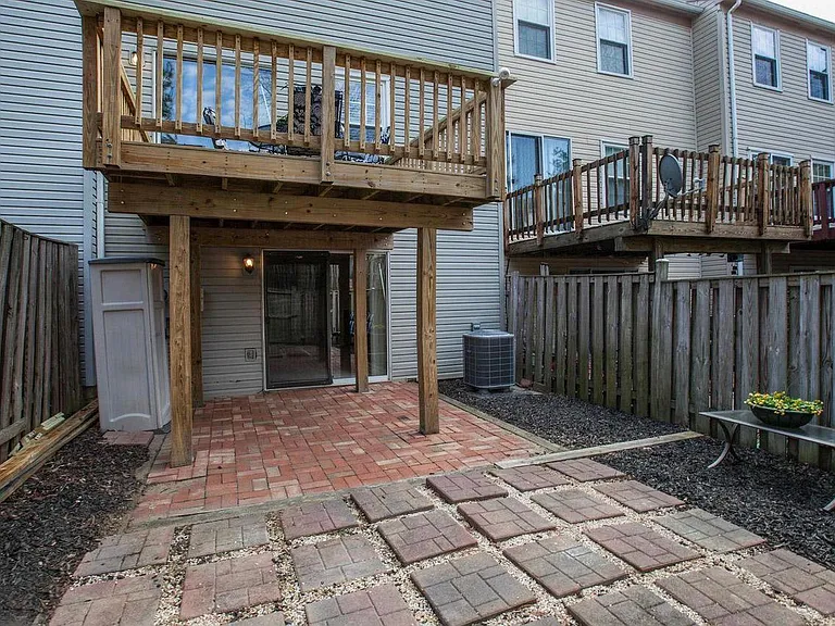 13915 Gunners Pl — Photo 7