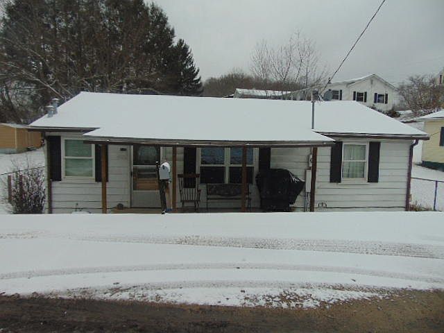 1st image of 115 Reynolds St