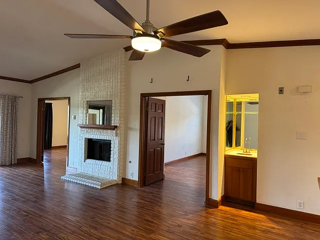 8870 Villa La Jolla Dr #306 — Photo 2