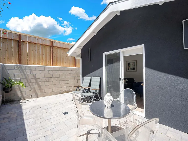 5733 Wilhelmina Ave — Photo 6