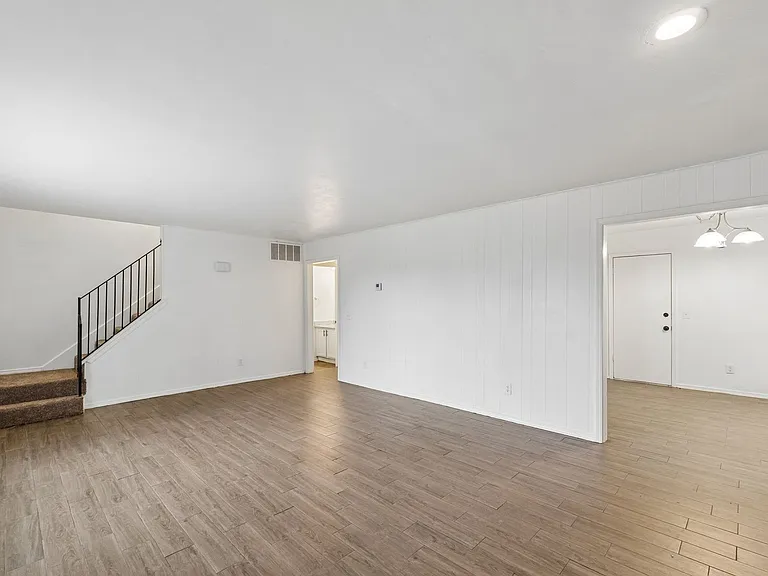 8514 Candlewood Dr — Photo 28