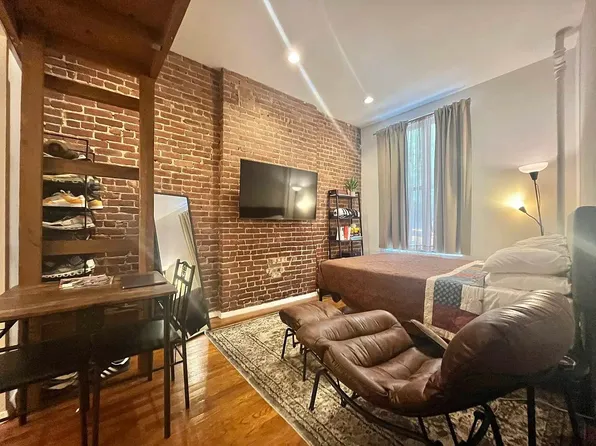 214 East 90th Street image 1 of 6