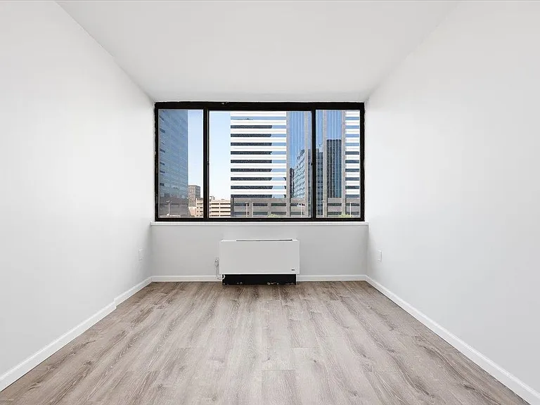 45 River Dr S #609 — Photo 8