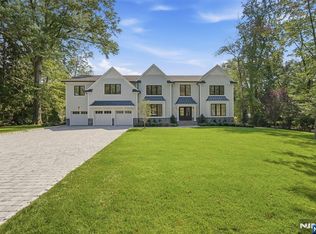432 Glendale Rd, Wyckoff, NJ 07481