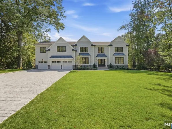 432 Glendale Road, Wyckoff, NJ 07481