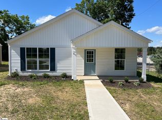 207 Dillon Dr, Clinton, SC 29325