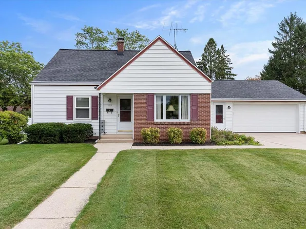 231 East Douglas STREET, Port Washington, WI 53074