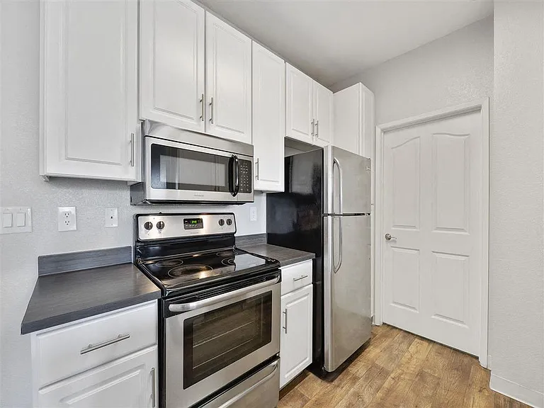 Rosewalk Apartment Homes — Photo 6