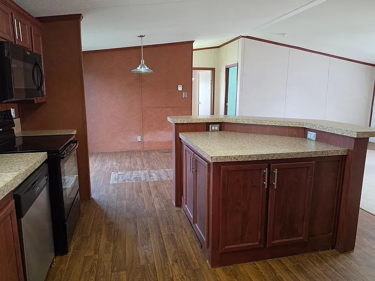 1617 E Brazos St — Photo 13