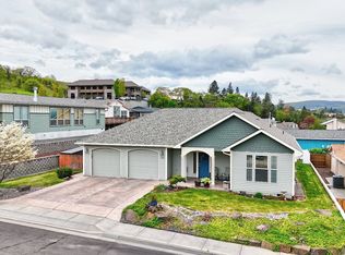 1901 Golden Way, The Dalles, OR 97058