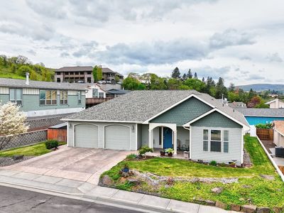 1901 Golden Way, The Dalles, OR, 97058