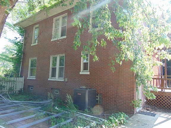 3rd image of 2608 E Cass St