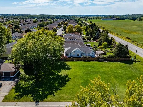 1179 Bay St, Norfolk County, ON N0E 1M0