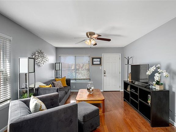 5th image of 2020 S Congress Ave APT 2113