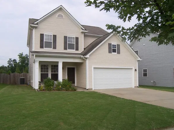 1419 Dairy Glen Dr, Fuquay Varina, NC 27526