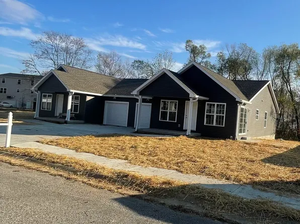 6877/6899 Augusta Dr, Newburgh, IN 47630